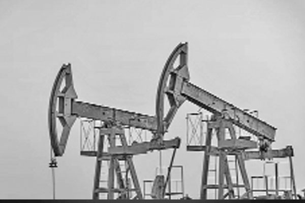 রুশ তেলের ওপর নিষেধাজ্ঞা শিথিল যুক্তরাষ্ট্রের