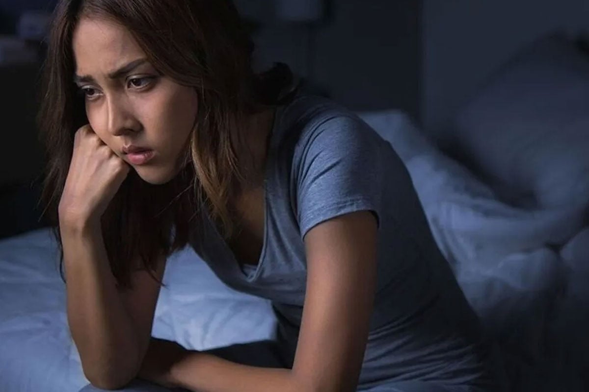 রাতে ঘুমের মধ্যে ঘাম: অবহেলা নয়, হতে পারে বড় কোনো রোগের লক্ষণ