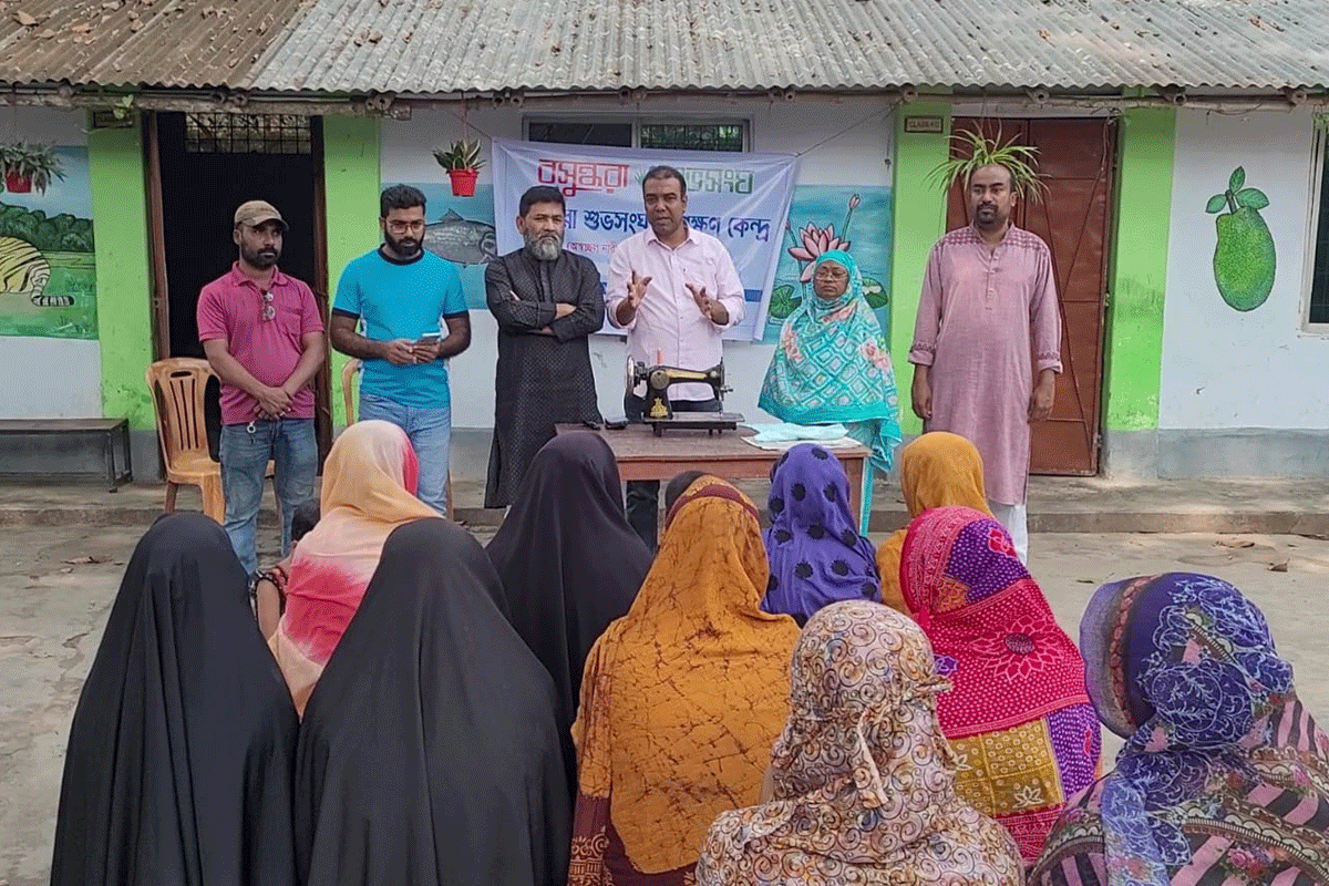 বগুড়ায় বসুন্ধরা শুভসংঘের সেলাই প্রশিক্ষণ কেন্দ্র উদ্বোধন