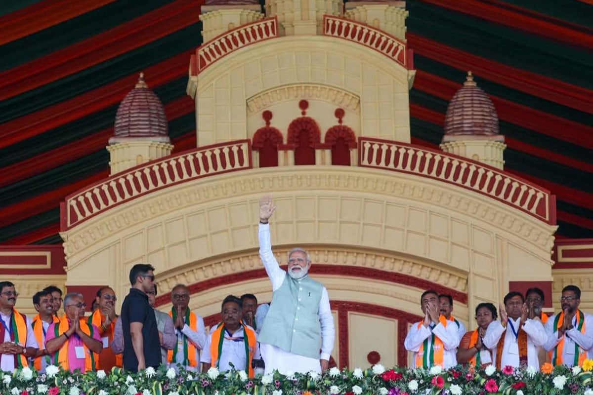 ভোটের আগে পশ্চিমবঙ্গে মোদির কড়া বার্তা