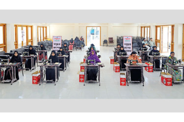 বসুন্ধরার সহায়তায় ভাগ্য বদলাবে দরিদ্র নারীদের