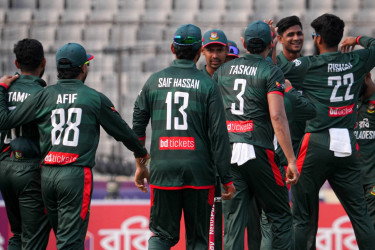 বাঁচা-মরার লড়াইয়ে বাংলাদেশ, ইতিহাস কী বলছে