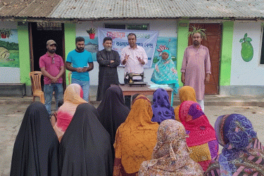 বগুড়ায় বসুন্ধরা শুভসংঘের সেলাই প্রশিক্ষণ কেন্দ্র উদ্বোধন