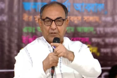 মির্জা আব্বাসের অবস্থা নিয়ে যা জানালেন চিকিৎসক