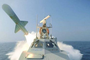 বিভিন্ন মার্কিন ঘাঁটিতে ইরানি নৌবাহিনীর হামলা