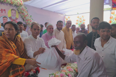 টঙ্গীবাড়ীতে খালেদা জিয়ার রুহের মাগফেরাত কামনায় দোয়া