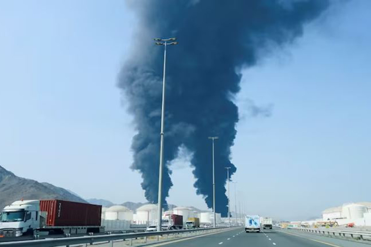 দুবাইয়ে বিকট বিস্ফোরণ, কুয়েত বিমানবন্দরে ড্রোন হামলা