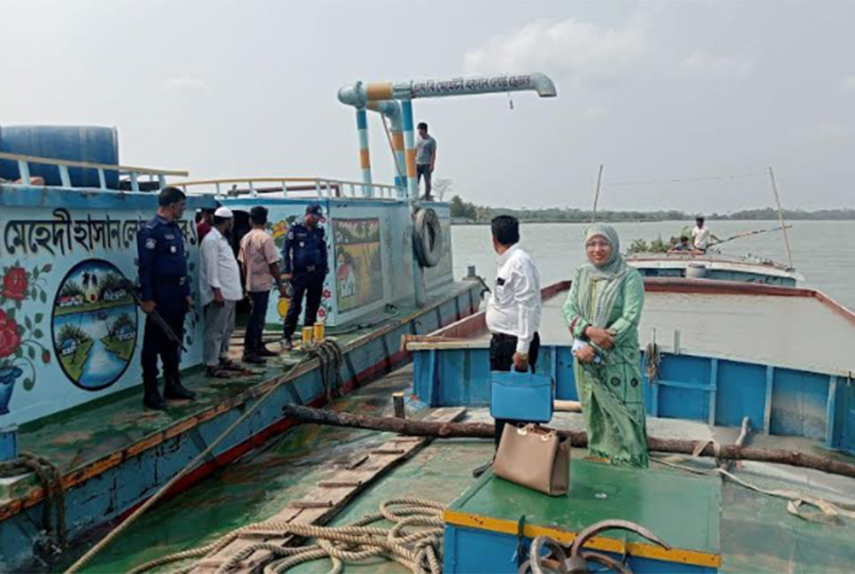 বরিশালে ২ ড্রেজার মালিককে সাড়ে ৩ লাখ টাকা জরিমানা