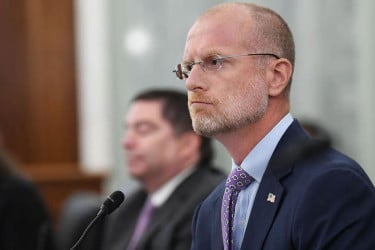 যুদ্ধ নিয়ে ‘বিকৃত তথ্য’ ছড়ালে লাইসেন্স বাতিল: মার্কিন গণমাধ্যম নিয়ন্ত্রক সংস্থা