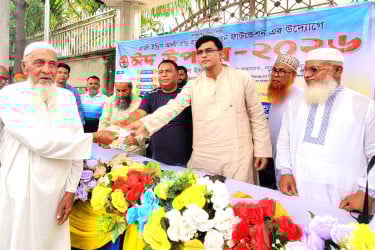 সিদ্ধিরগঞ্জে সাড়ে ৪ হাজার পরিবারের মাঝে ঈদ উপহার বিতরণ