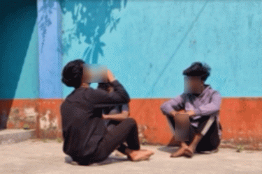 লোকালয়ে মদের ভাটি, অবাধ বিক্রিতে কিশোর-তরুণদের আসক্তির শঙ্কা