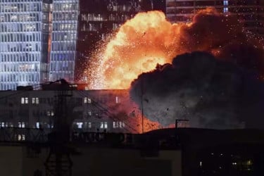 এবার সরাসরি ইসরাইলের পুলিশ সদর দপ্তরে ড্রোন হামলা করল ইরান