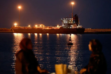 হরমুজ প্রণালি নিয়ে ট্রাম্পের পরিকল্পনা কাজে আসবে কী?