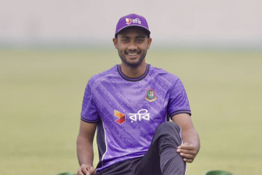 পিএসএলে দল পেলেন শরিফুল