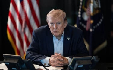 মার্কিন সংবাদমাধ্যমগুলোর ওপর ক্ষোভ ঝাড়লেন ট্রাম্প