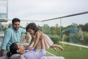 ছুটির দিনে প্রিয়জনদের সময় দিন