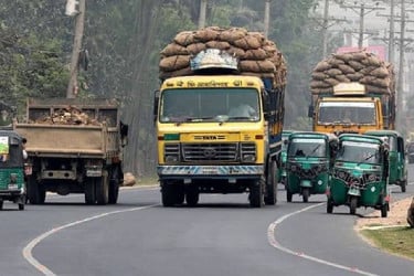 আজ থেকে ৭ দিন মহাসড়কে যেসব যানবাহন চলবে না