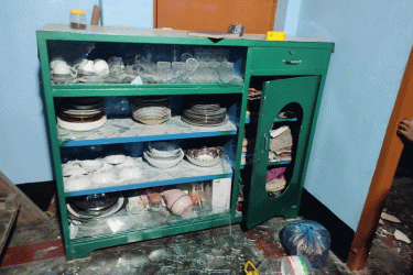 কারামুক্ত হয়ে বাড়ি ফেরার পথে কুপিয়ে জখম, ভাঙ্গায় বাড়ি ভাঙচুর