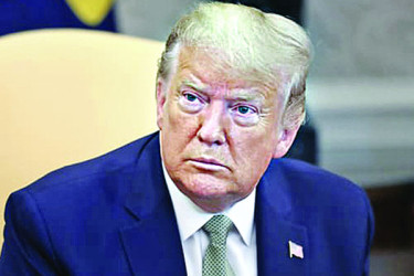 যেকোনো উপায়ে কিউবা দখলের হুমকি ট্রাম্পের