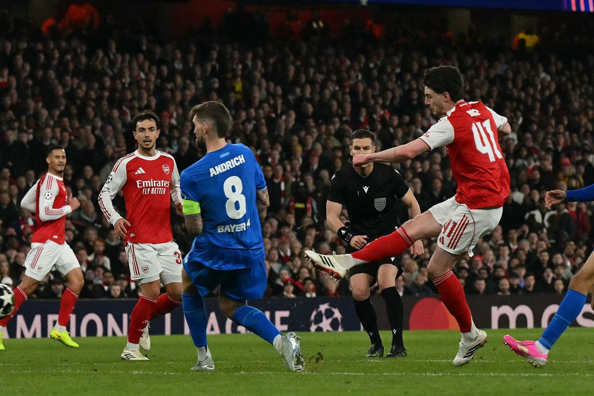 কোয়ার্টার ফাইনালে আর্সেনাল