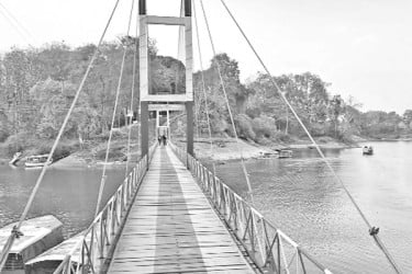 পর্যটকবরণে প্রস্তুত পাহাড়