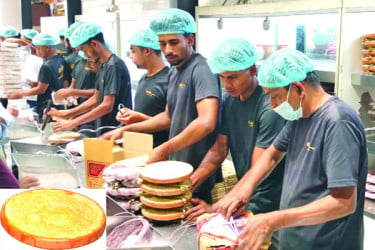 ঈদে বগুড়ায় শতকোটি টাকার দই বিক্রি