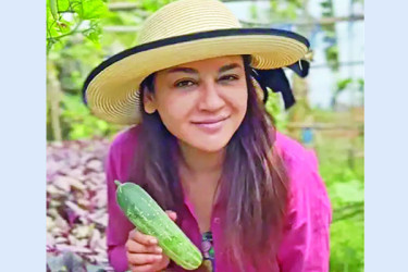 প্রকৃতিপ্রেমী জয়া
