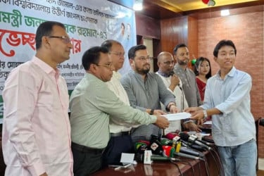 আর্তমানবতার সেবায় প্রধানমন্ত্রীর কর্মকাণ্ড সবার জন্য শিক্ষণীয় : মীর হেলাল