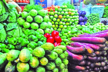 ঈদের পরও স্বস্তি নেই বাজারে