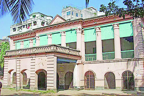 ঐতিহ্যবাহী পোগোজ স্কুল