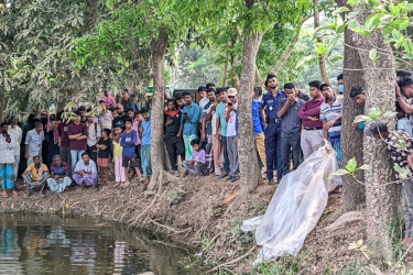 নিখোঁজের দুদিন পর ডোবায় মিলল ইটভাটা শ্রমিকের মরদেহ