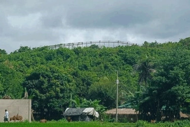 উখিয়া সীমান্তে স্থলমাইন বিস্ফোরণে রোহিঙ্গা কিশোরের গোড়ালি বিচ্ছিন্ন