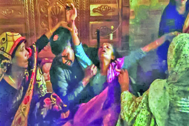 মরণযাত্রায় শীর্ষে বাংলাদেশিরা