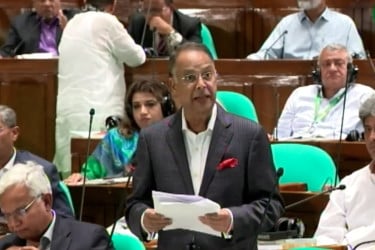 তেলের ঘাটতি নেই, আগের চেয়ে সরবরাহ বাড়ানো হয়েছে : জ্বালানিমন্ত্রী