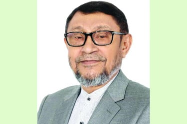 বিগত সরকারের দুর্নীতিতে চিকিৎসাসেবা ব্যাহত