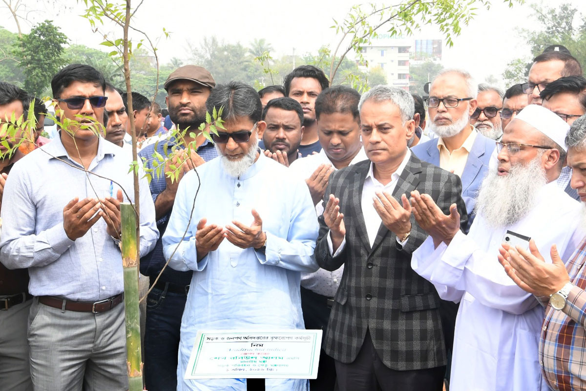‘বৃক্ষরোপণকে সামাজিক নয়, ব্যক্তি আন্দোলনে রূপ দিতে চাই’