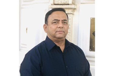 মোজাম্মেলের পাচারের টাকায় বেনজীরদের বিলাসী জীবন