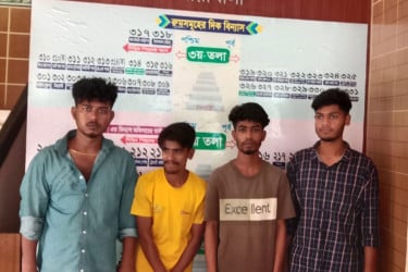 নোয়াখালীতে ডিএনসির অভিযান, ইয়াবা-গাঁজাসহ গ্রেফতার ৫