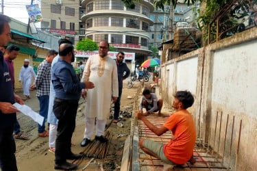 উন্নয়নকাজে শতভাগ স্বচ্ছতা নিশ্চিতের নির্দেশ সিসিক প্রশাসকের