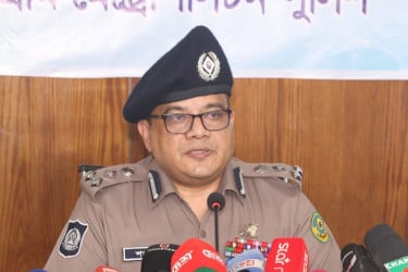 ‘জিরো টলারেন্স’ নীতি অনুসরণের ঘোষণা সিএমপি কমিশনারের