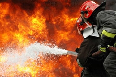 কদমতলীতে গ্যাস লাইটার কারখানায় ভয়াবহ অগ্নিকাণ্ড