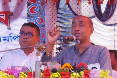 জুলাই সনদের সাথে গণভোট বাতিল হওয়া না হওয়ার সম্পর্ক নেই: আইনমন্ত্রী