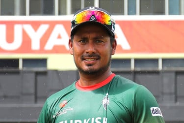 সরাসরি ২০২৭ বিশ্বকাপে খেলা নিয়ে যা বলছেন আশরাফুল
