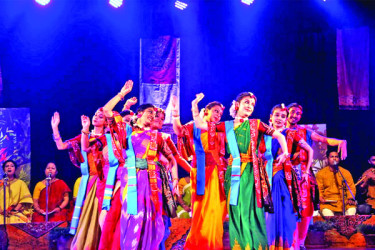 ছায়ানটে বসন্তবরণ