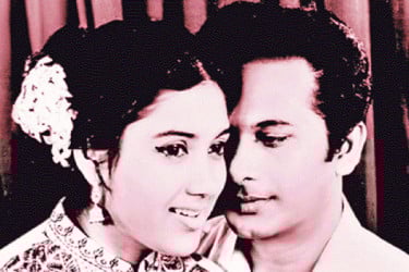 চলচ্চিত্রে হারিয়ে যাচ্ছে তারকাখ্যাতি