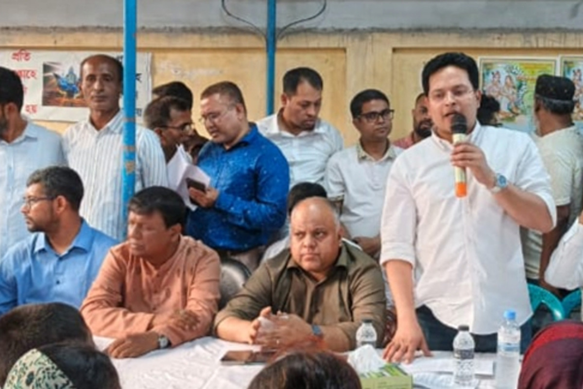 প্রধানমন্ত্রীর পক্ষ থেকে ঢাকা-১৭ আসনের পাঁচ মন্দিরে সাড়ে ৬ কোটি টাকার অনুদান ঘোষণা