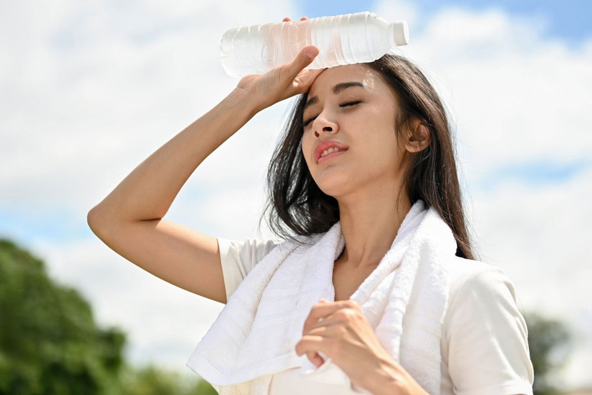 তীব্র গরমে নিজেকে সুরক্ষিত রাখবেন যেভাবে