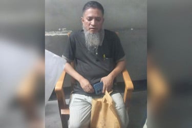 স্বরাষ্ট্রমন্ত্রীর দপ্তরের জাল সিল তৈরির চেষ্টায় একজন আটক