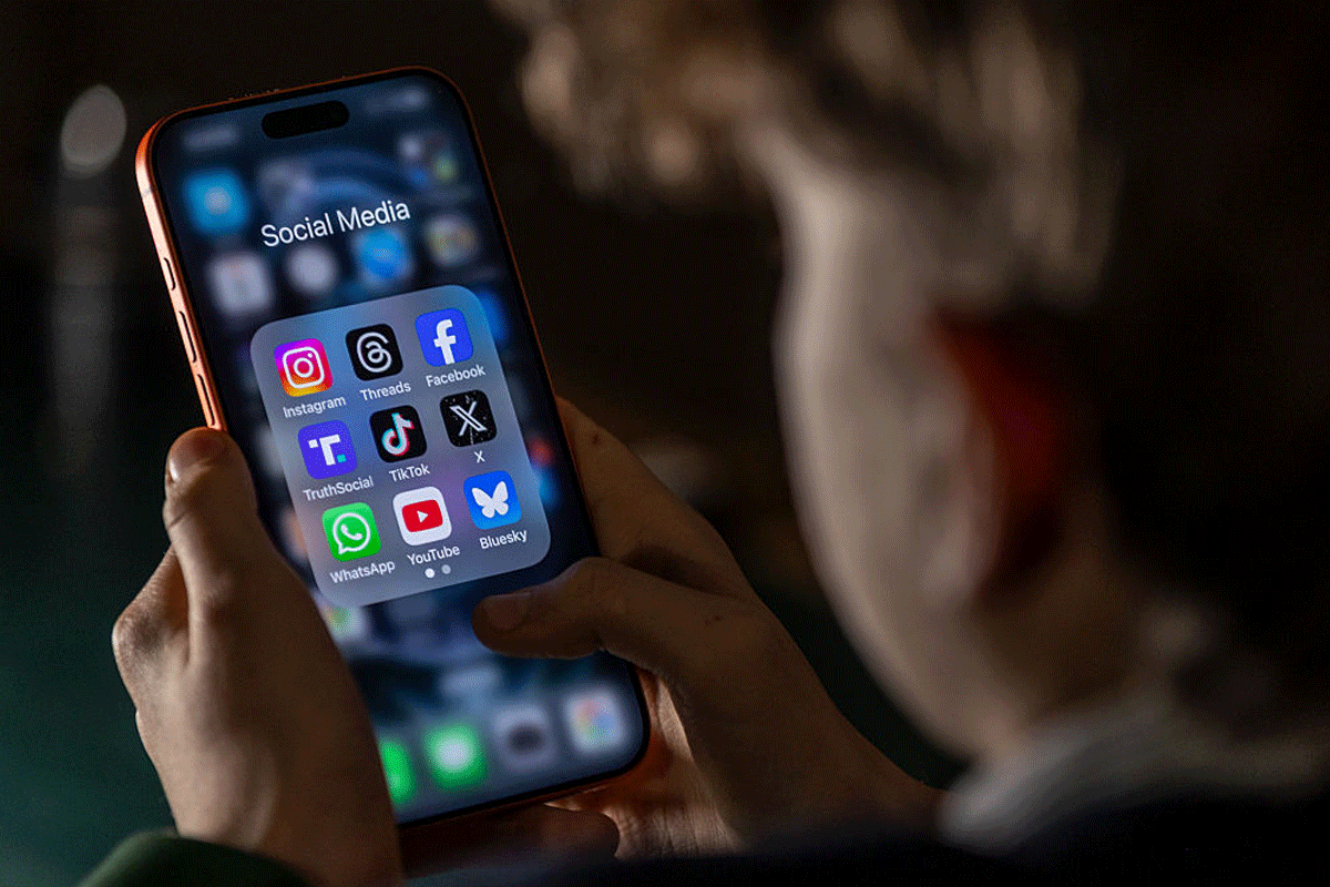 স্মার্টফোনের সুরক্ষায় করণীয় | | বাংলাদেশ প্রতিদিন