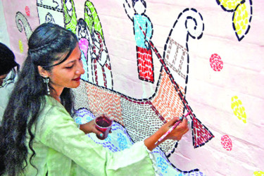 বৈশাখ বরণ করে নিতে প্রস্তুত ঢাকা বিশ্ববিদ্যালয়
